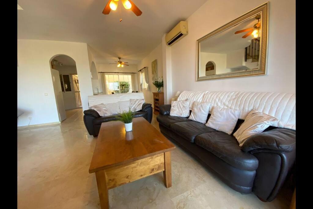 3 Bedroom Home With Amazing Views & Outdoor Spaces Manilva Buitenkant foto